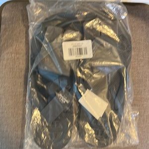 Abercrombie and Fitch, XXL sandals